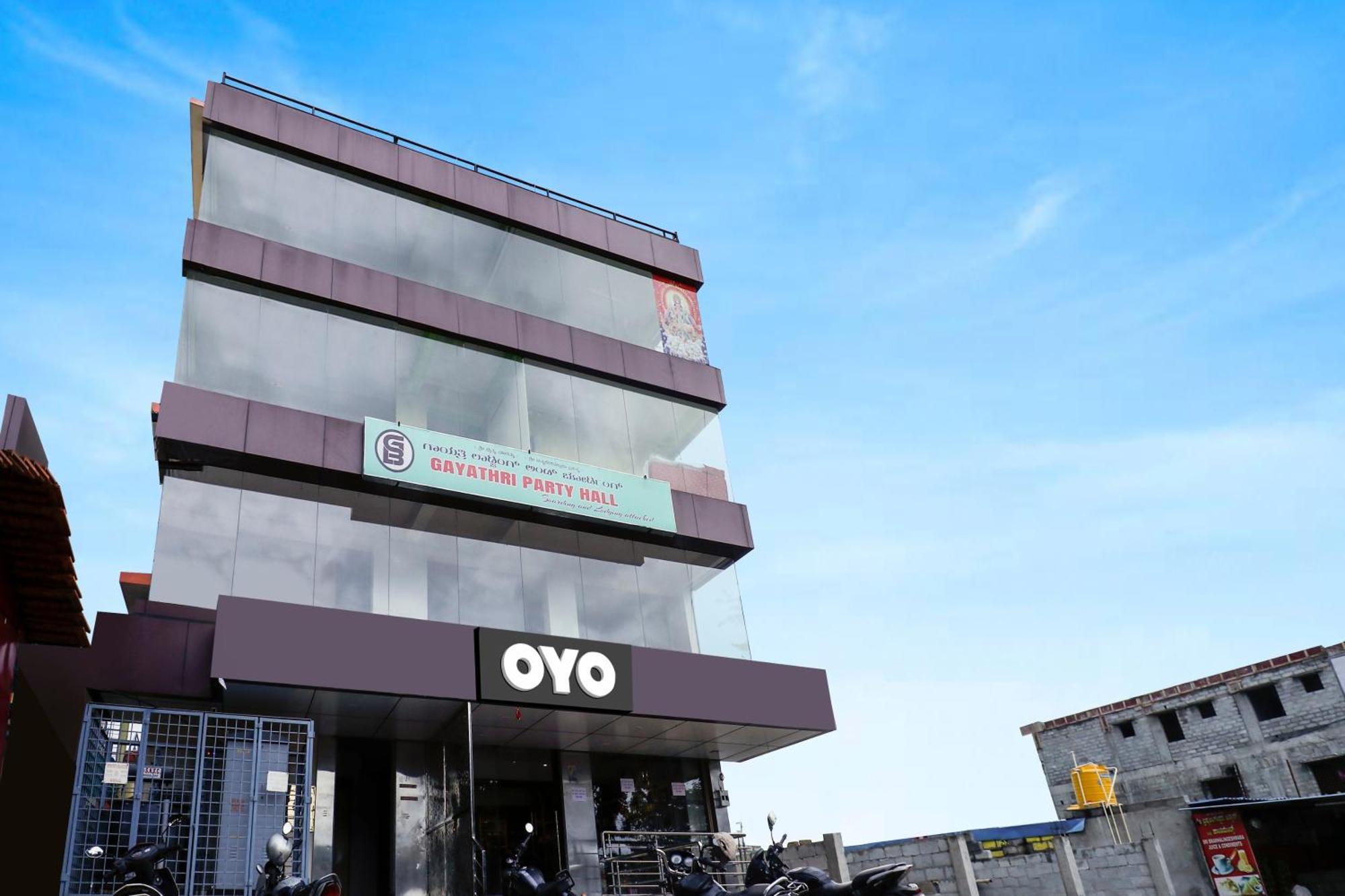 班加罗尔 Oyo Flagship Gayathri Lodging & Boarding酒店 外观 照片